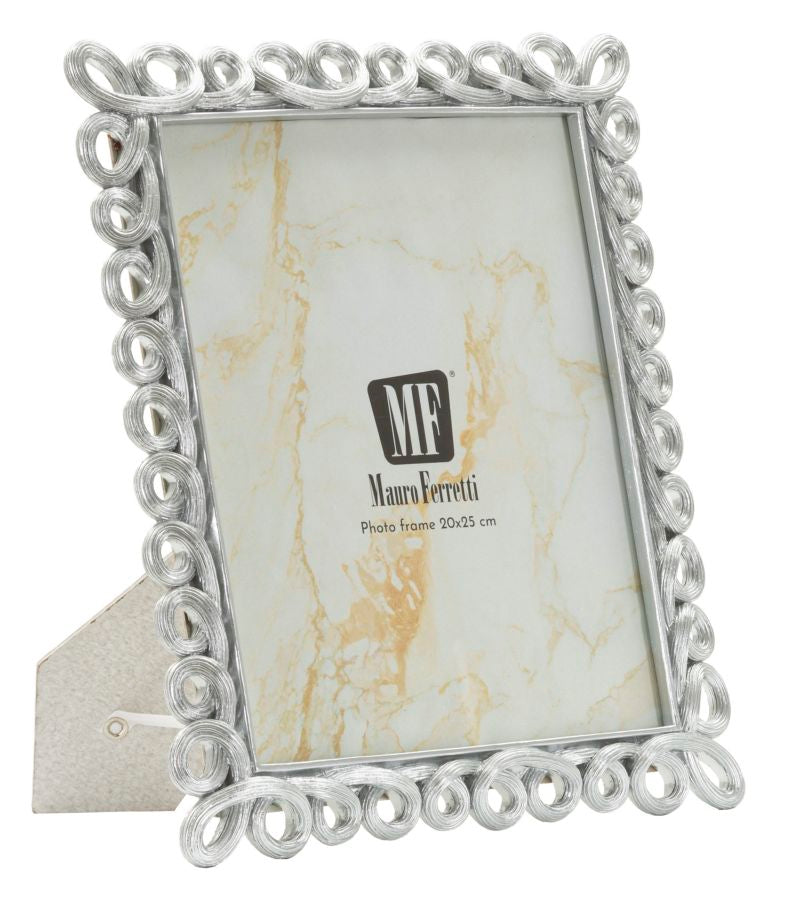 CORNICE HOLLOW CM 26X2