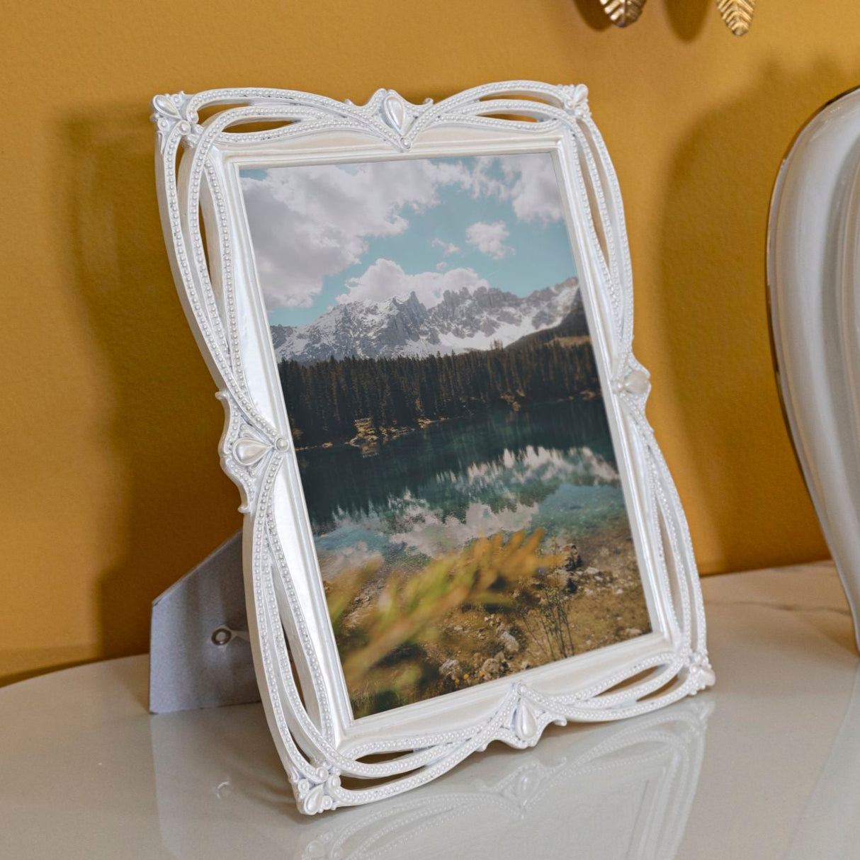 CORNICE RIBBON - FERRETTI