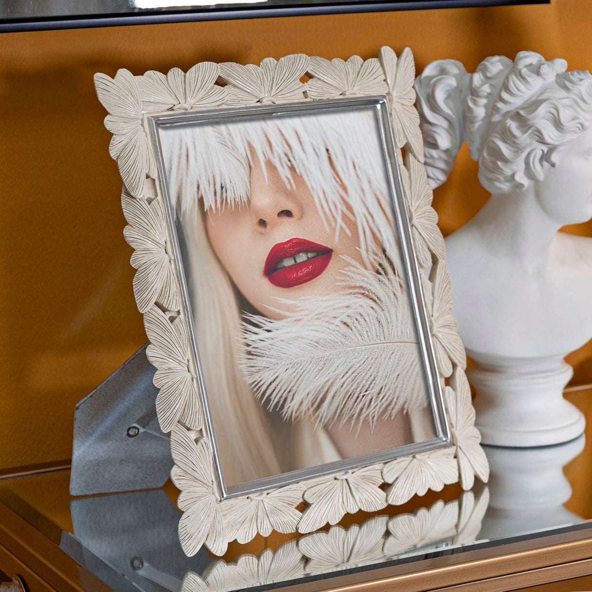 CORNICE BUTTERFLY - FERRETTI