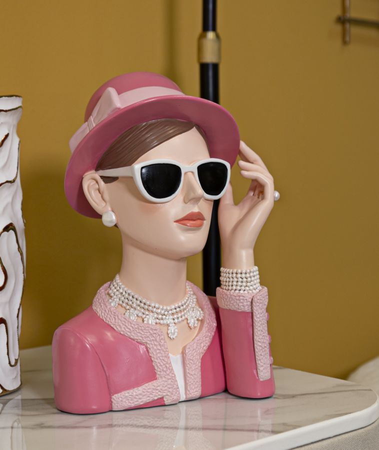 DONNA PARIS -C- FERRETTI