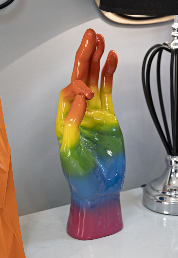 MANO RAINBOW OK - FERRETTI