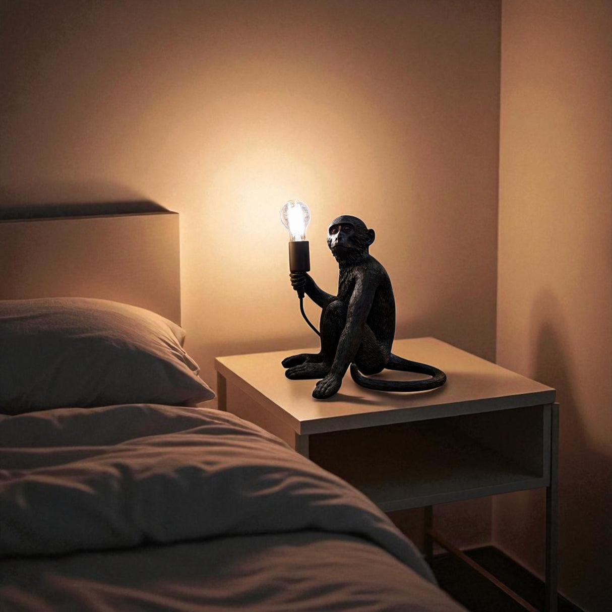 LAMPADA DA TAVOLO MONKEY SEDUTA NERO - FERRETTI