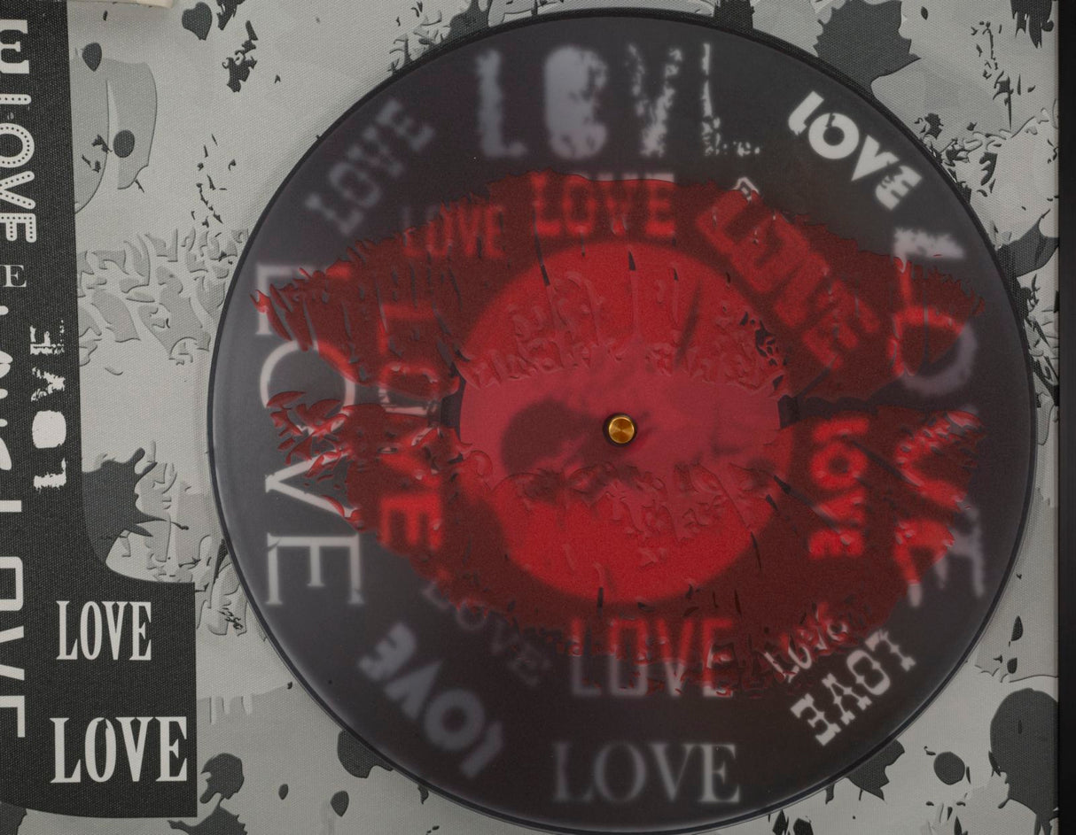 STAMPA C/LED SU TELA LOVE (APPLICAZIONE 3D ACRILICO) - FERRETTI