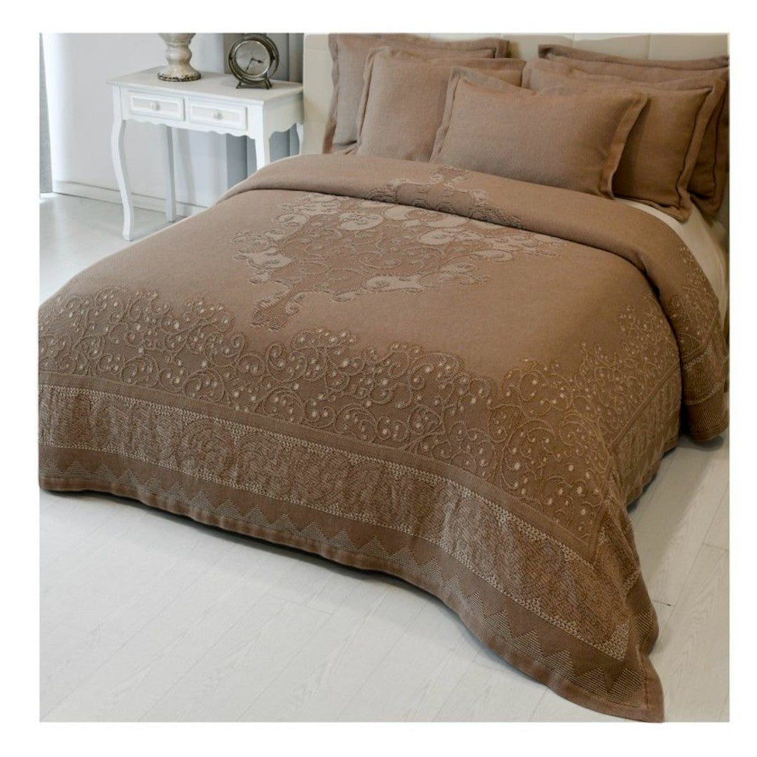 Copriletto Jacquard ARABESCO by Botticelli – Eleganza e Raffinatezza