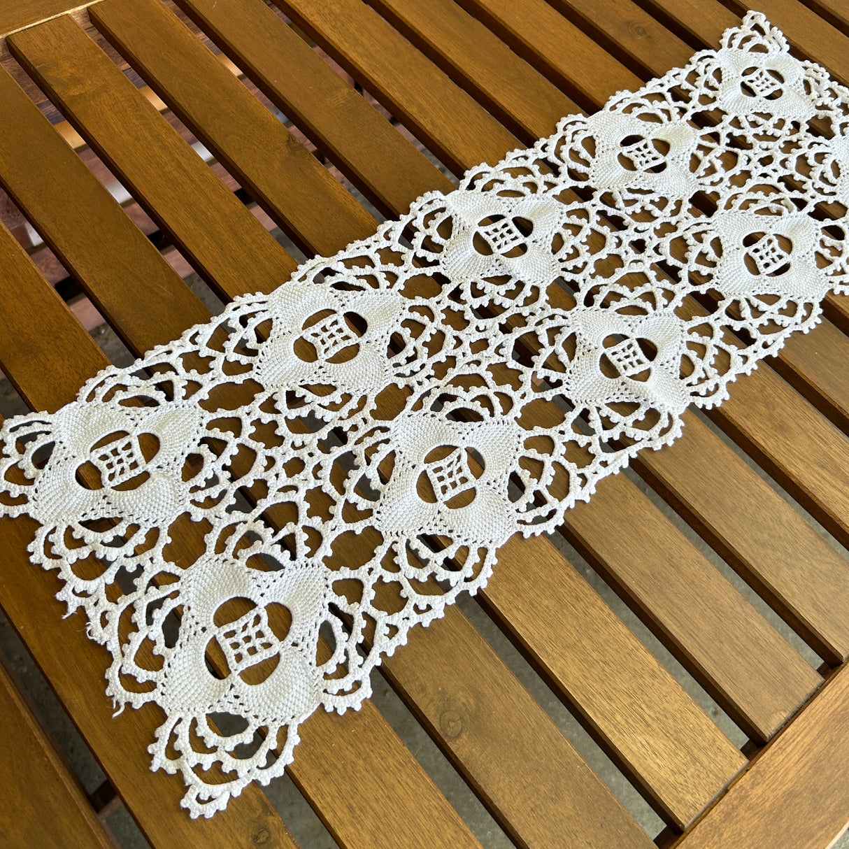 Centrino GUIA (512) by Mondo Biancheria