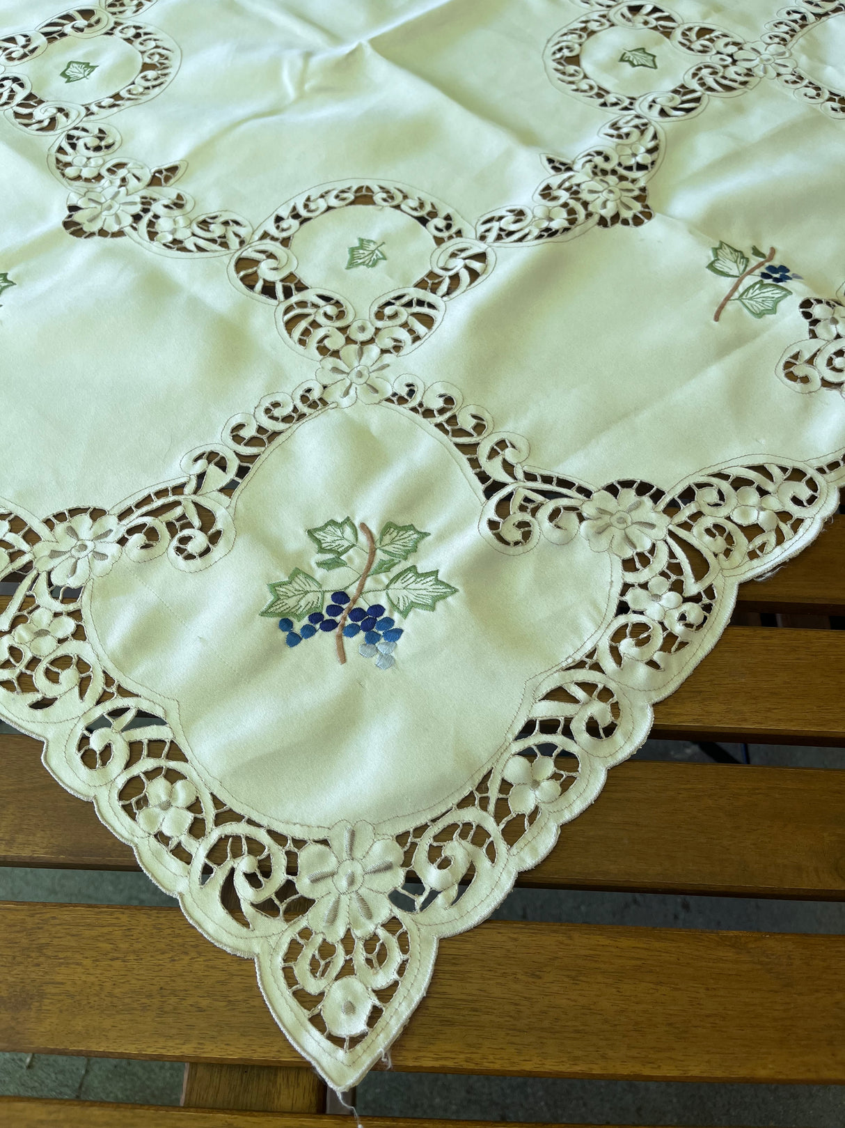 Centrotavola uva (201) By Mondo Biancheria