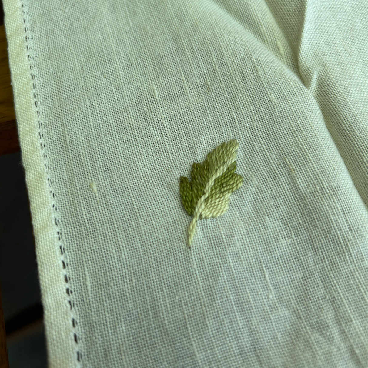 Coppia tovaglioli LEAF (569) by Mondo Biancheria