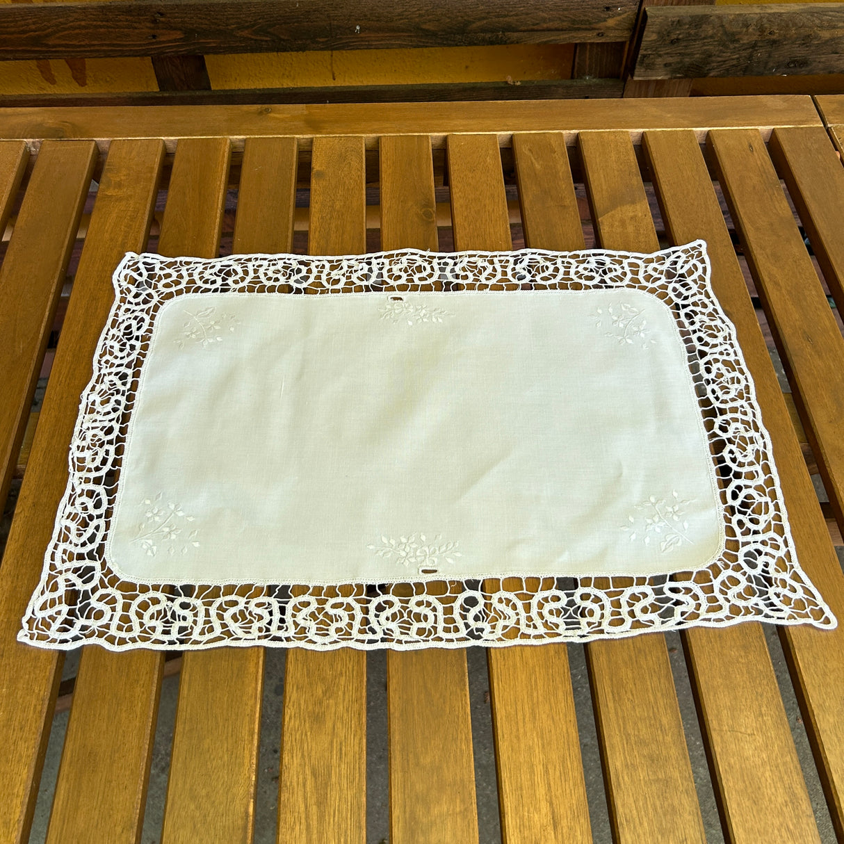 Centrino Alice (579) by Mondo Biancheria