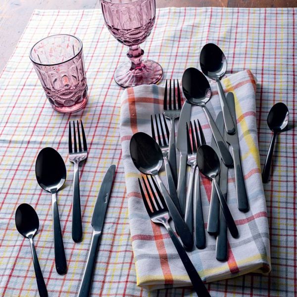 Servizio 24 Posate Uber
Acciaio Inox Nero by Tognana