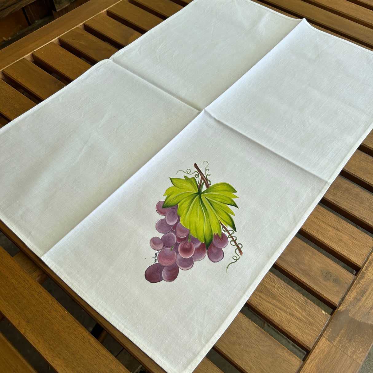 Strofinaccio dipinto a mano UVA (593) by Mondo Biancheria