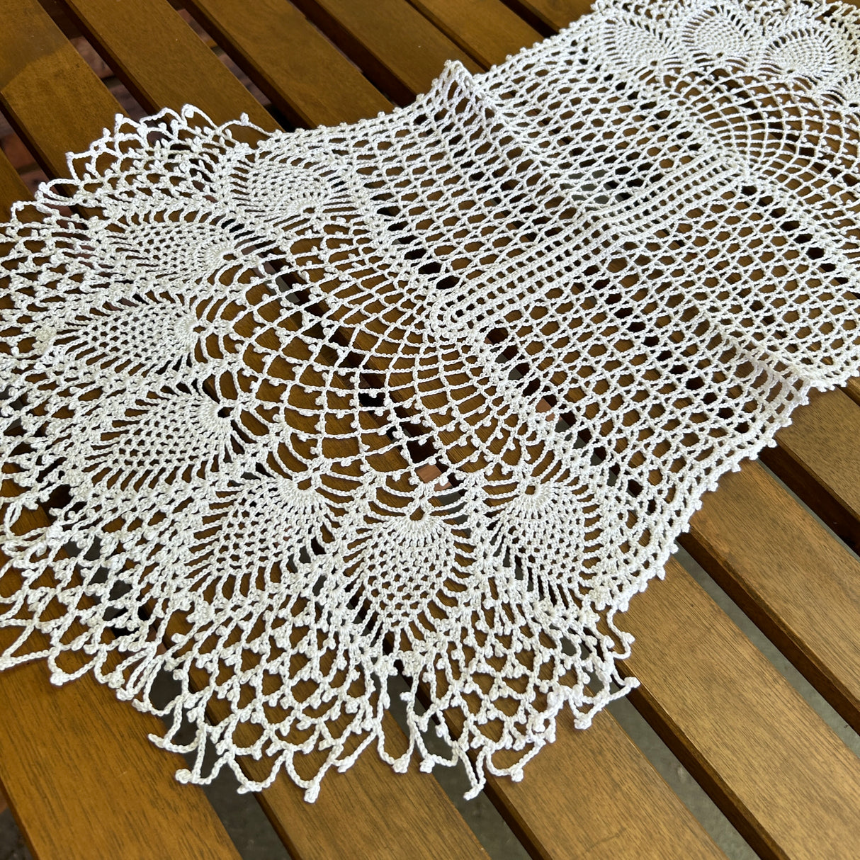 Centrino CARMEN (510) by Mondo Biancheria