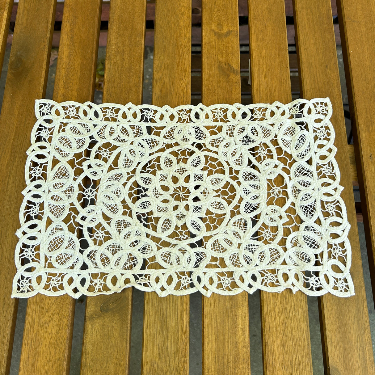 Centrino CARLA (259) by Mondo Biancheria