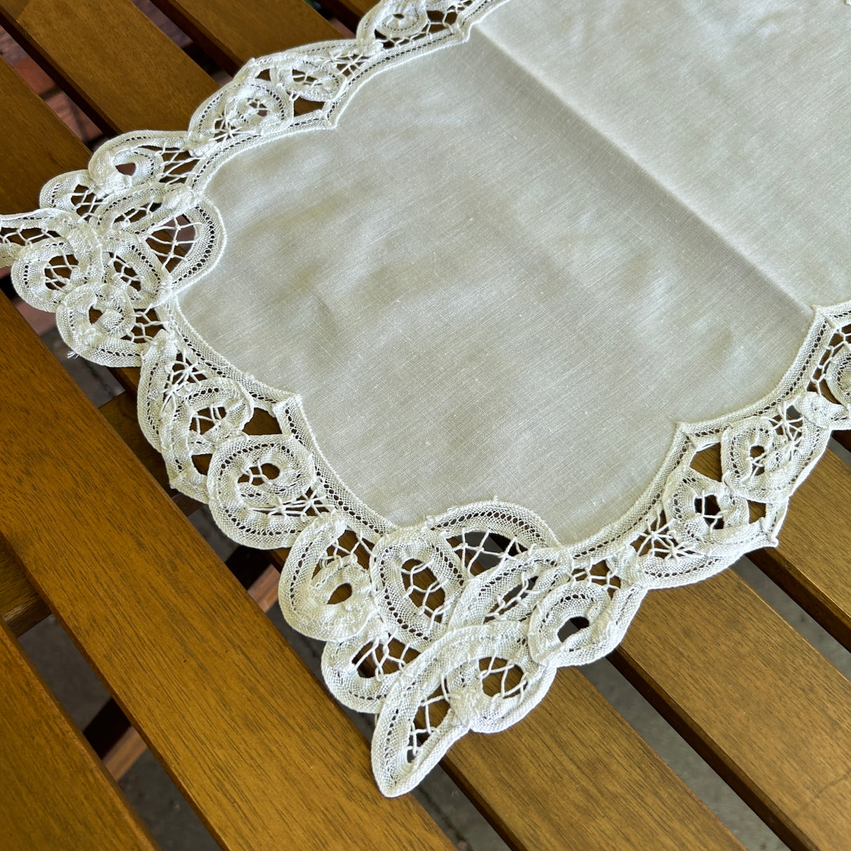 Centro GENESIA (555) by Mondo Biancheria