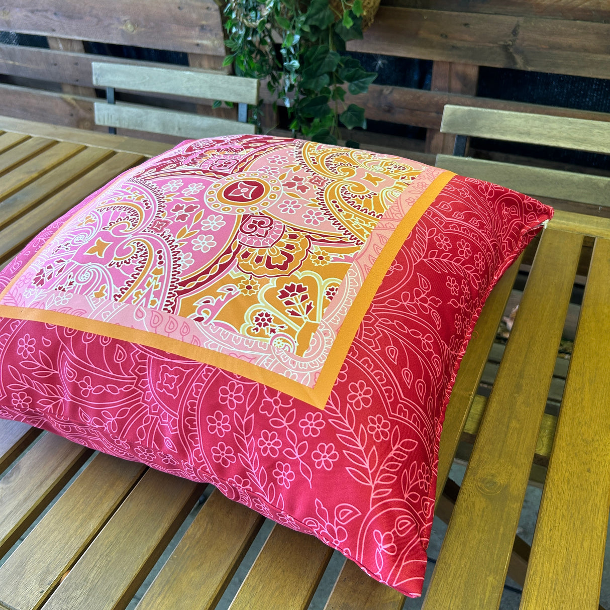 Cuscino DAMASCO (398) by Mondo Biancheria