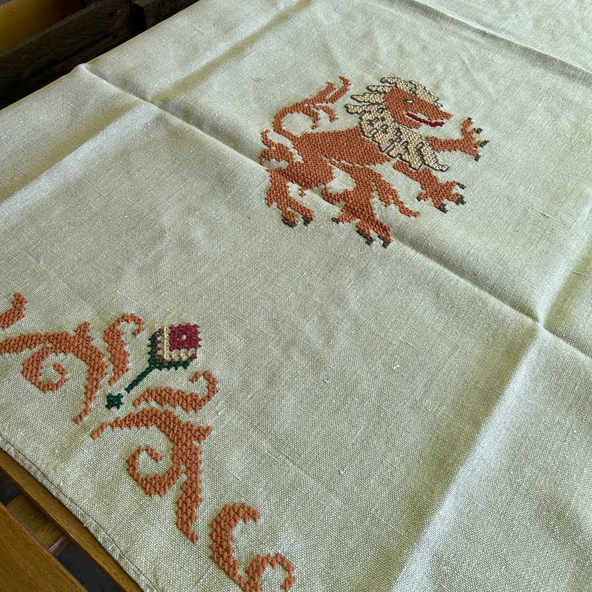 Tovaglia Corinna (561) by Mondo Biancheria