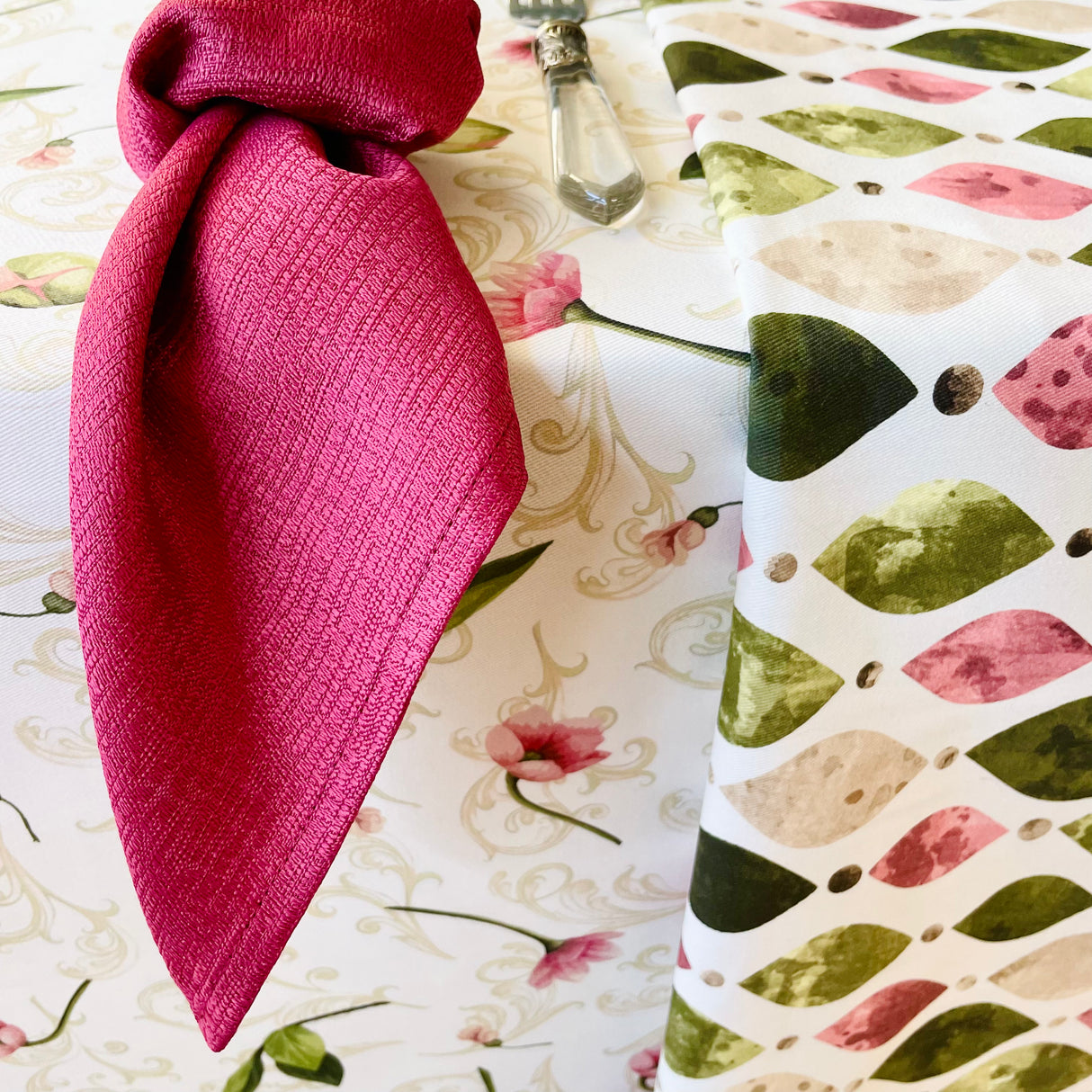 Tovaglia DAMASCATA CON FIORI By Magilu