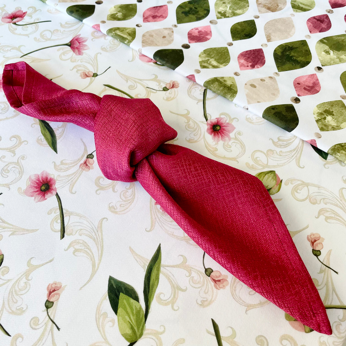 Tovaglia DAMASCATA CON FIORI By Magilu