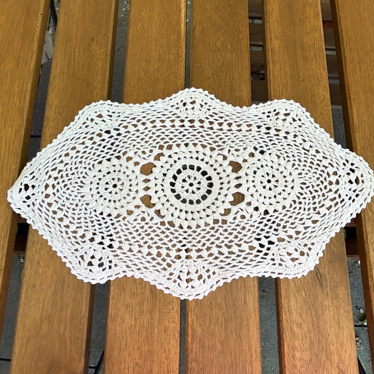 Centrino VIENNA (082) By Mondo Biancheria