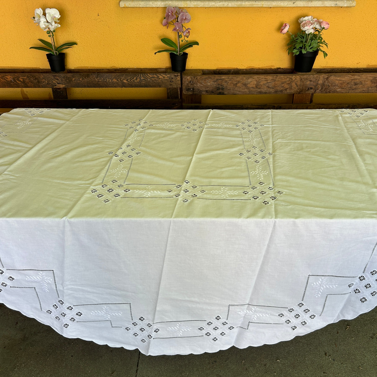 Tovaglia Rotonda LIBERA (538) by Mondo Biancheria