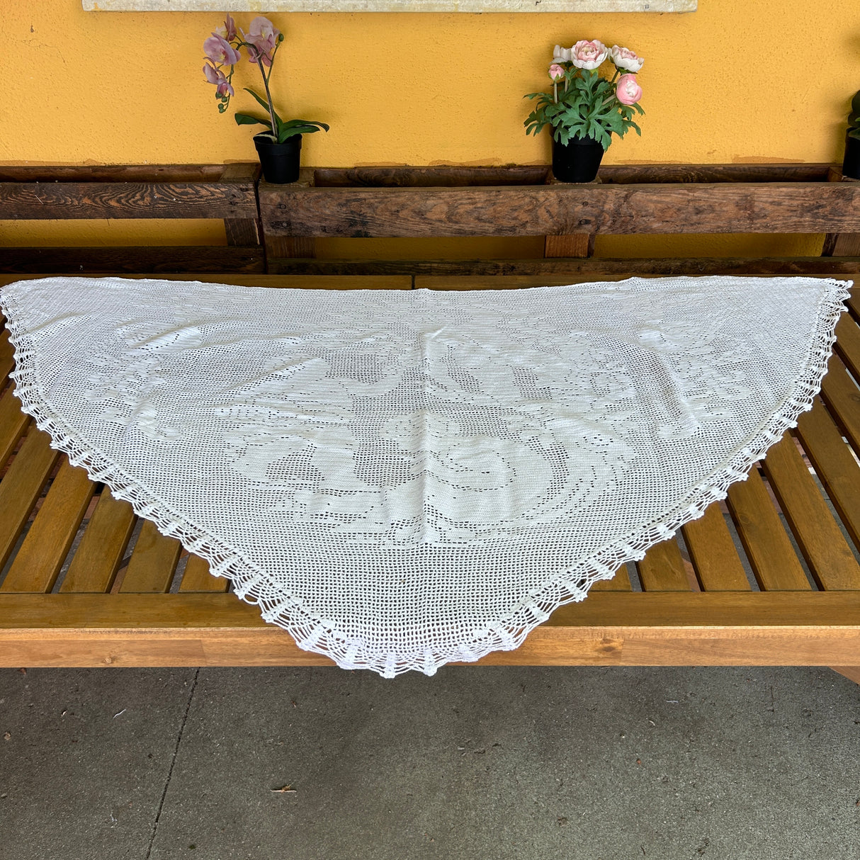 Centrotavola Triangolare ARIA (440) by Mondo Biancheria