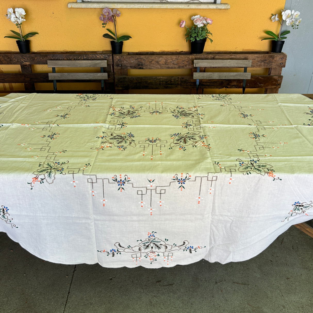 Tovaglia rotonda DELICATA by Mondo Biancheria