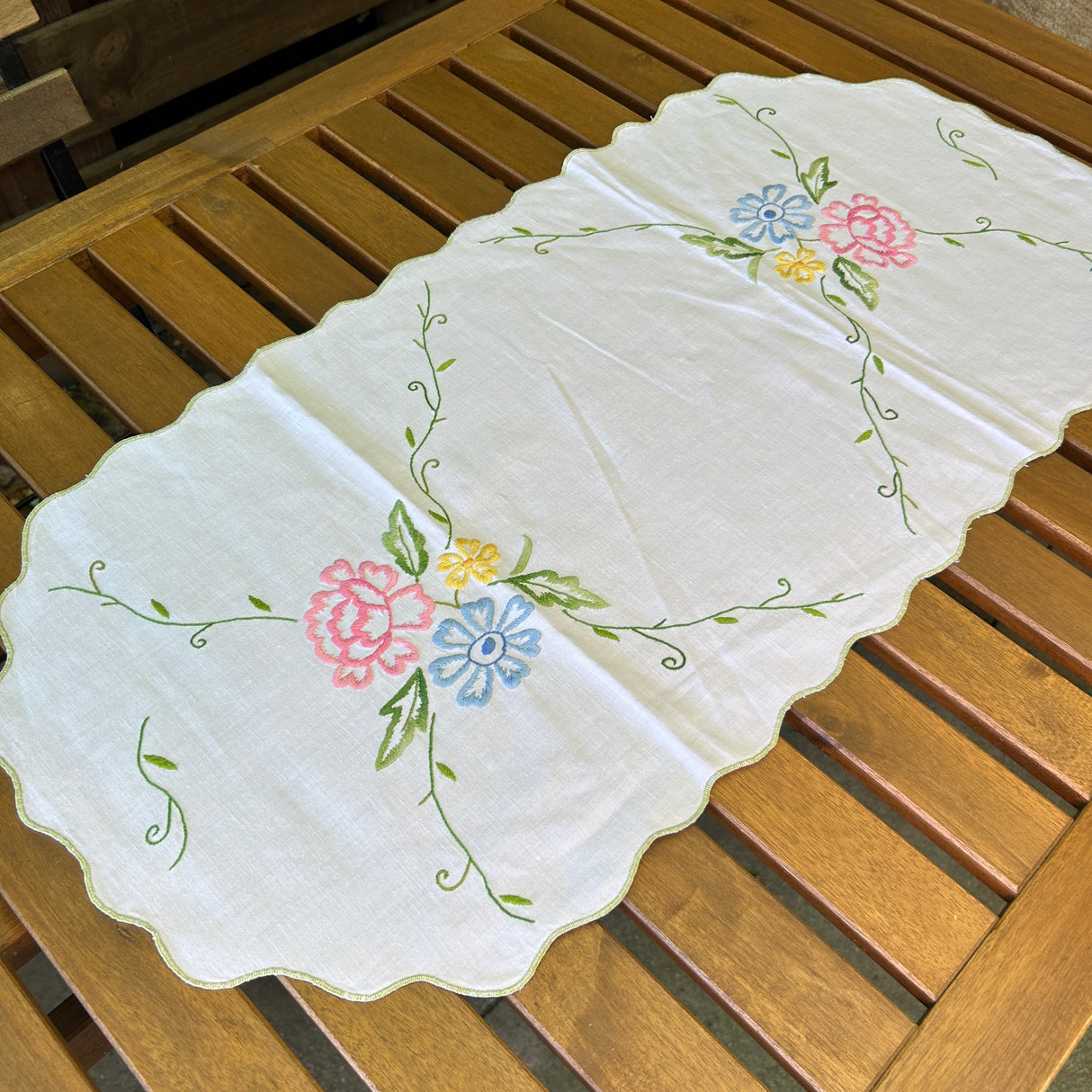 Centro TRISTINA (361) by Mondo Biancheria