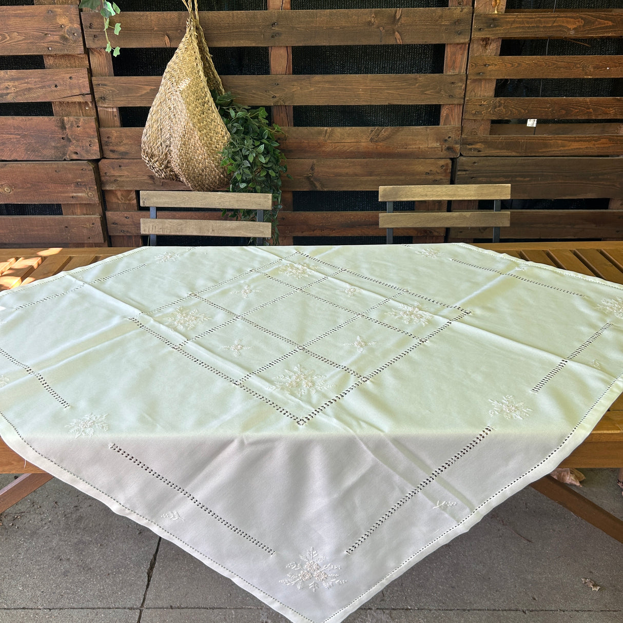 Centrotavola VERA (402) by Mondo Biancheria