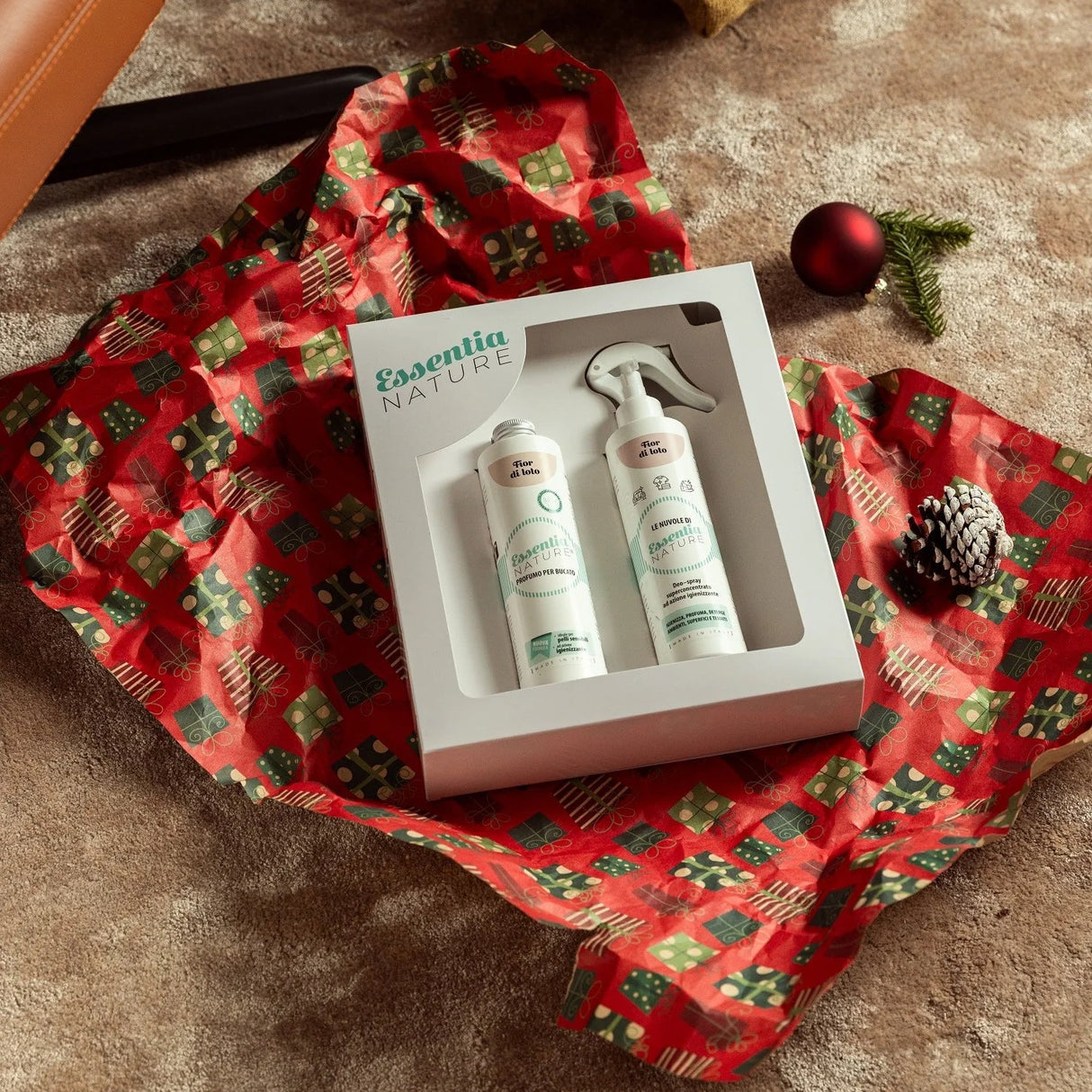 Gift Box Nuvole Spray Igienizzante profumato + Profumo Bucato 250 ml Talco - Essentia