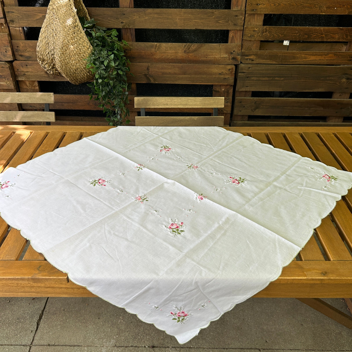 Centrotavola ROSELLINA (426) by Mondo Biancheria