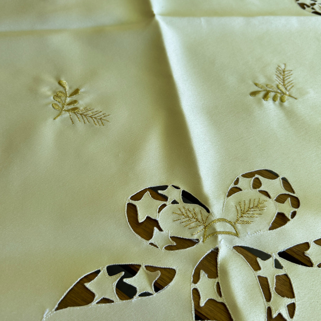 Centro STELLA (468) by Mondo Biancheria