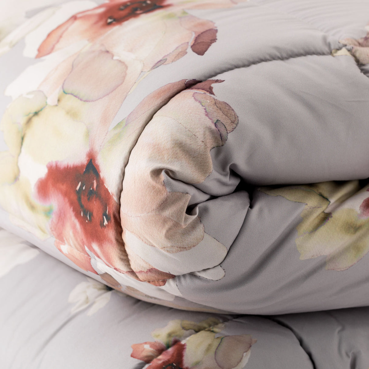 Trapunta in Microfibra Peonia – Linea Oro