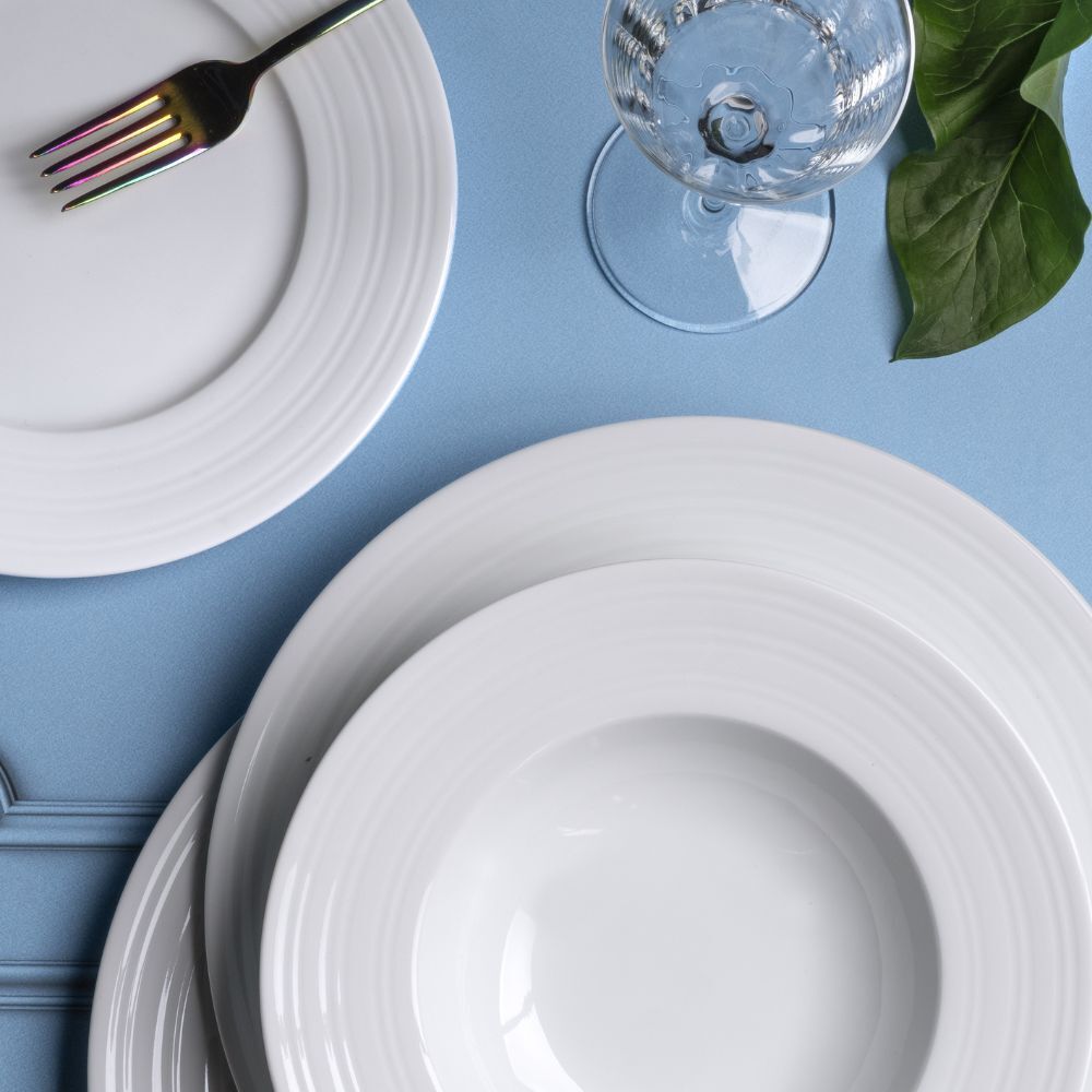 Servizio tavola 18 pezzi in porcellana Saturn - Weissestal