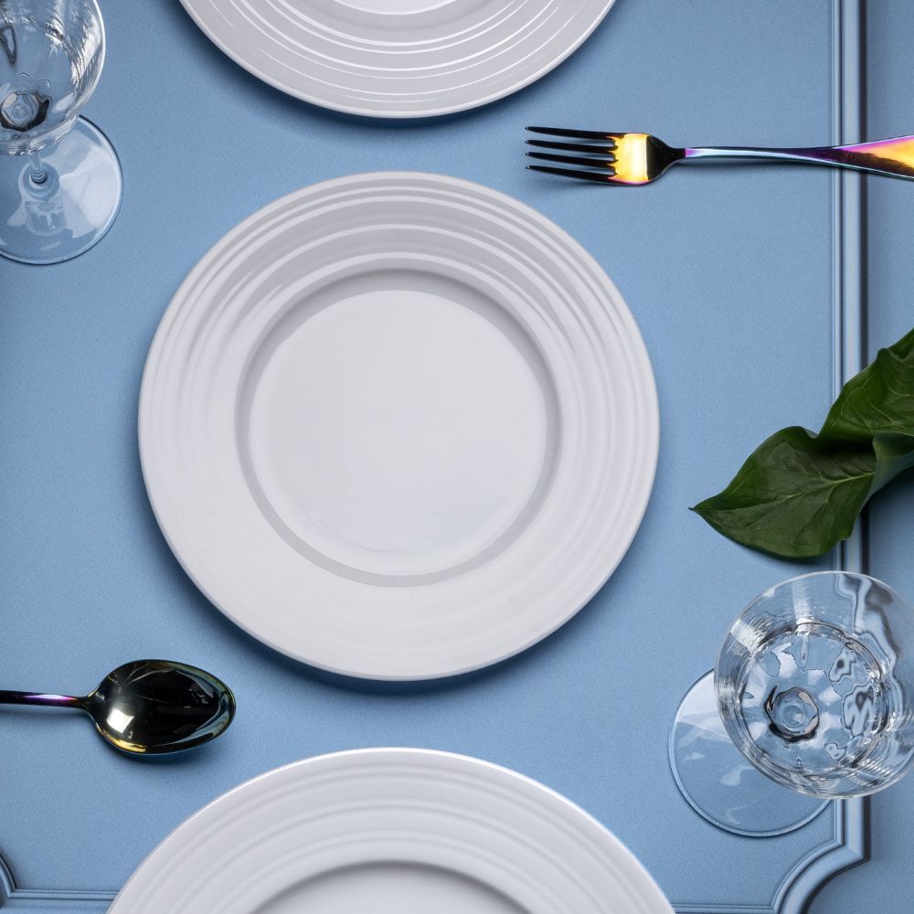 Servizio tavola 18 pezzi in porcellana Saturn - Weissestal