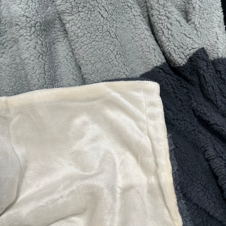 Plaid ASPEN by Acca24 OMG