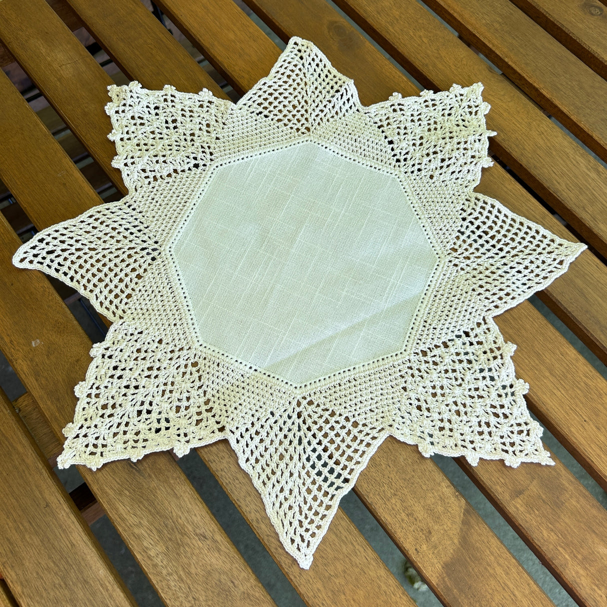 Centro Willow (001) by Mondo Biancheria