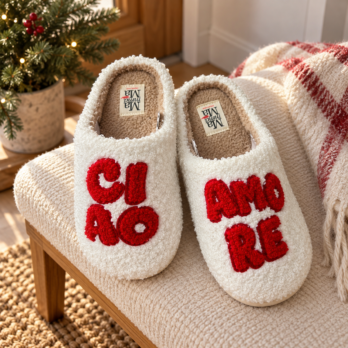 Pantofole "Ciao Amore" in Morbido Tessuto Teddy - Mamma Mà Slippers Home