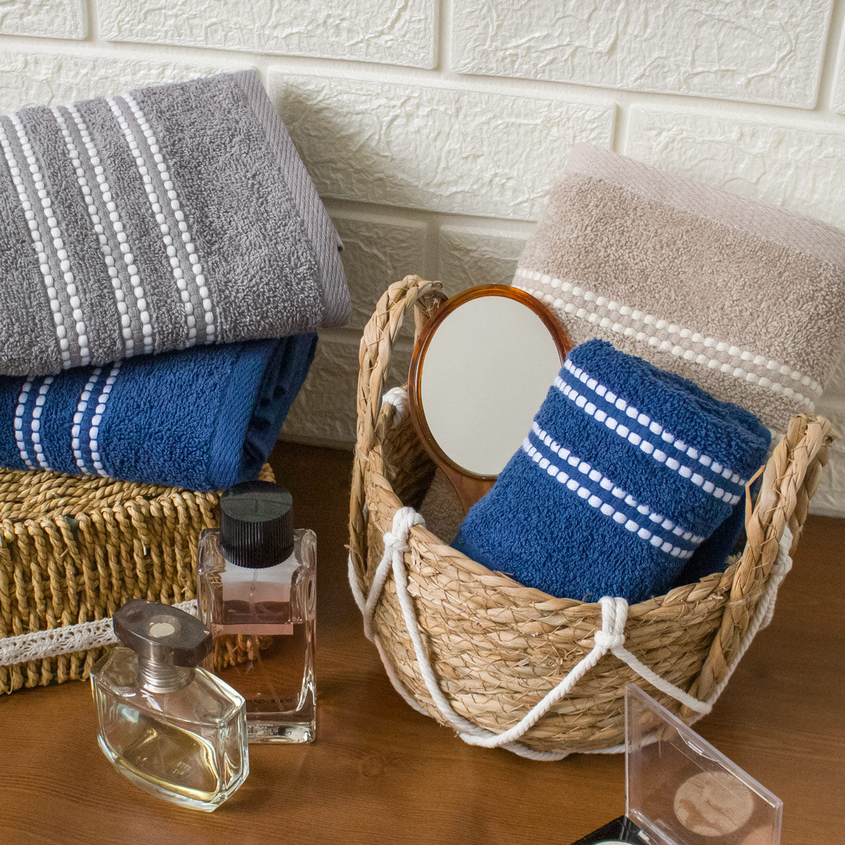 Set Asciugamani 2+2 NUVOLA By Maestri Cotonieri