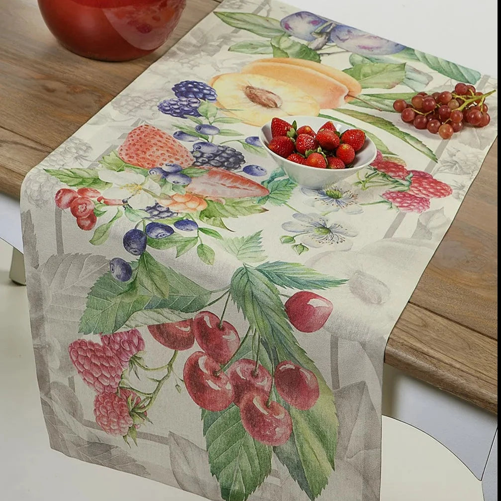 Runner MACEDONIA by Tessitura Randi