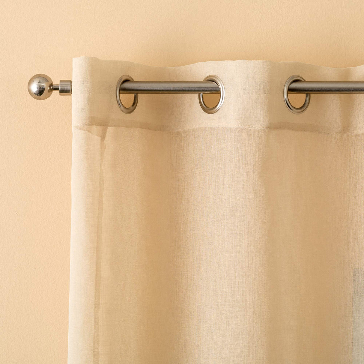 Pannello Tenda Lena con Borchie – Linea Oro