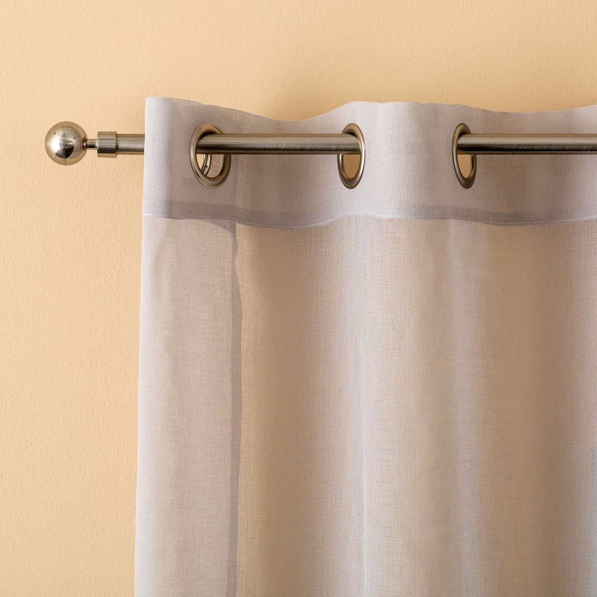 Pannello Tenda Lena con Borchie – Linea Oro