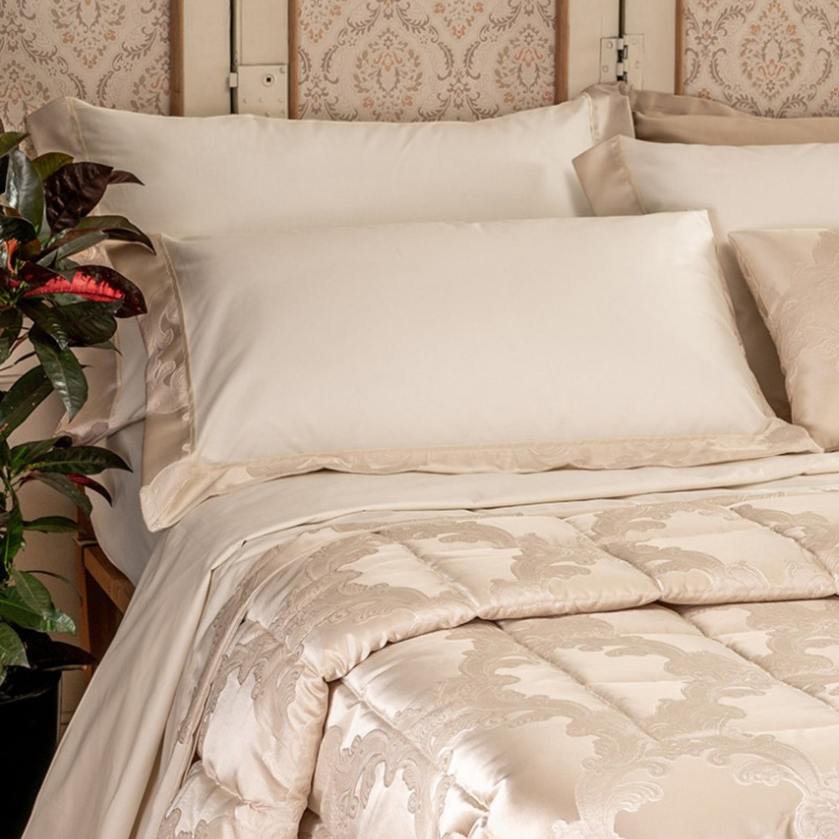 Completo Lenzuola Pervinca Con Volani - Battaglia