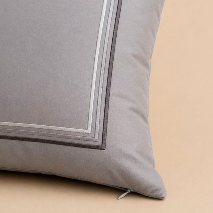 Federa SISSI Per Cuscino Arredo 50 x 50 CM In Raso Di Cotone Maestri Cotonieri Home