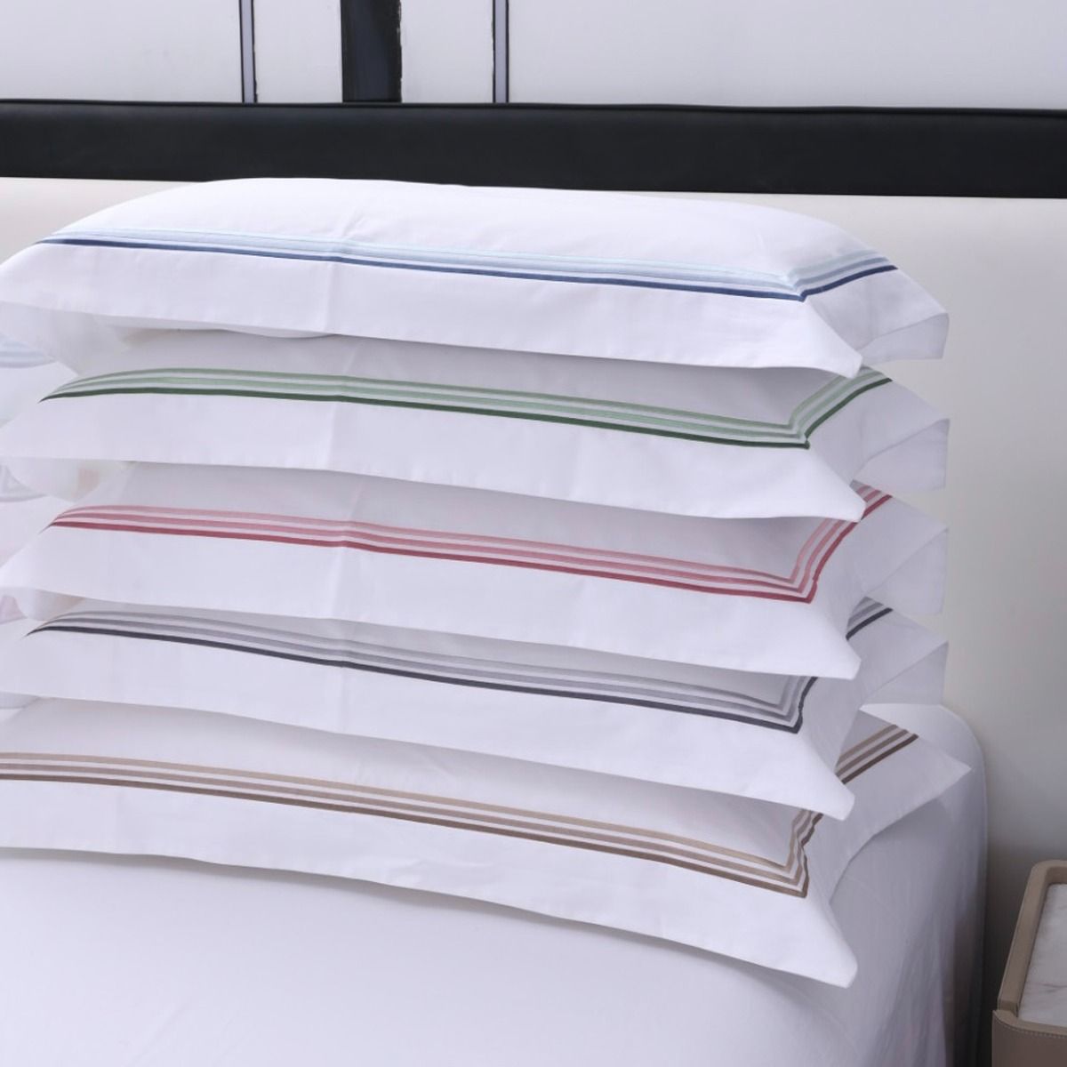 Set da 2 Federe Per Guanciali Sissi In Raso Di Cotone Con 4 Volani by Maestri Cotonieri Home