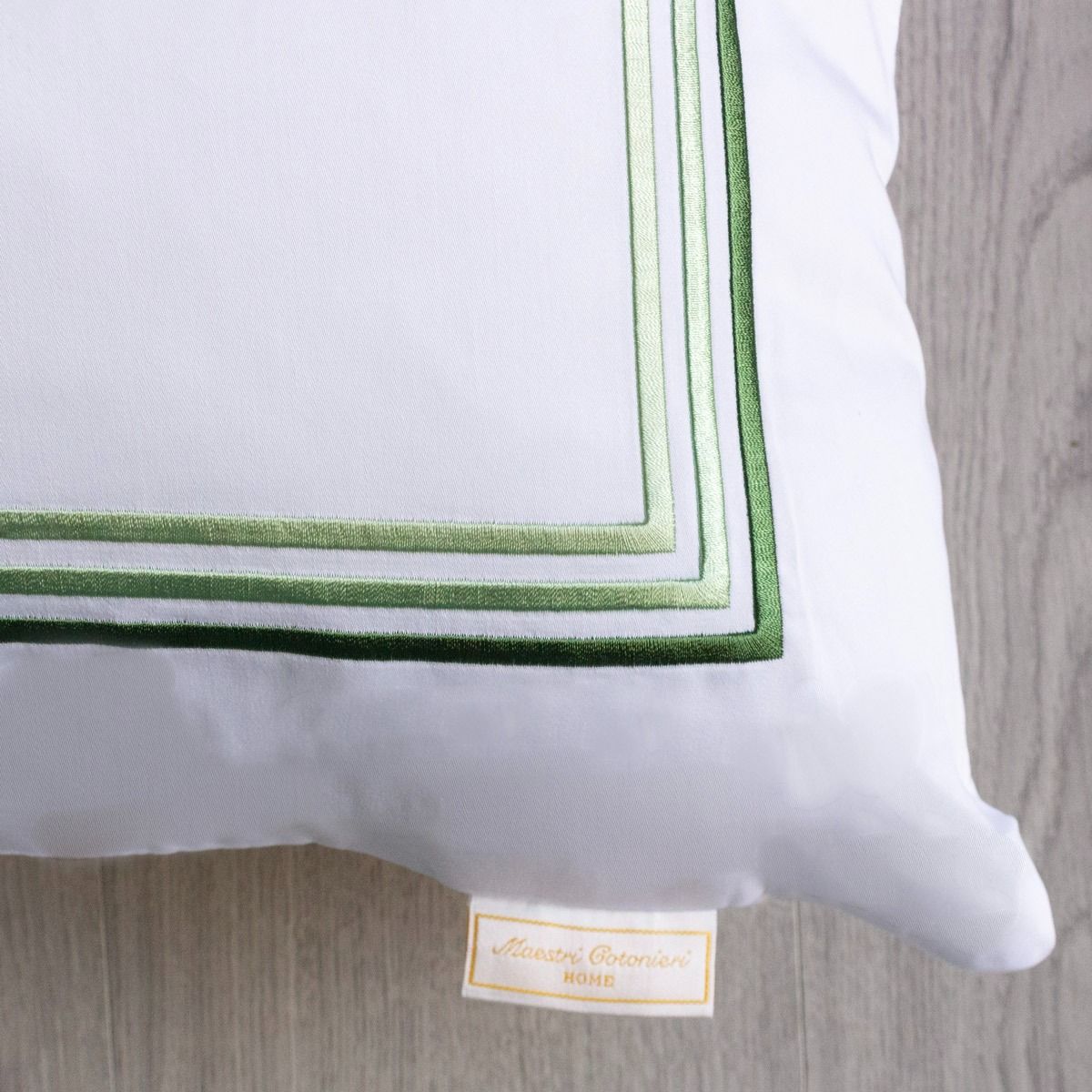 Set da 2 Federe Per Guanciali Sissi In Raso Di Cotone Con 4 Volani by Maestri Cotonieri Home