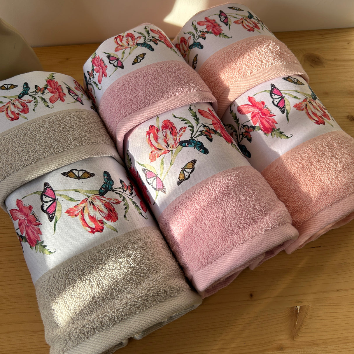 Set Asciugamani 3+3 BUTTERFLY By Neìth