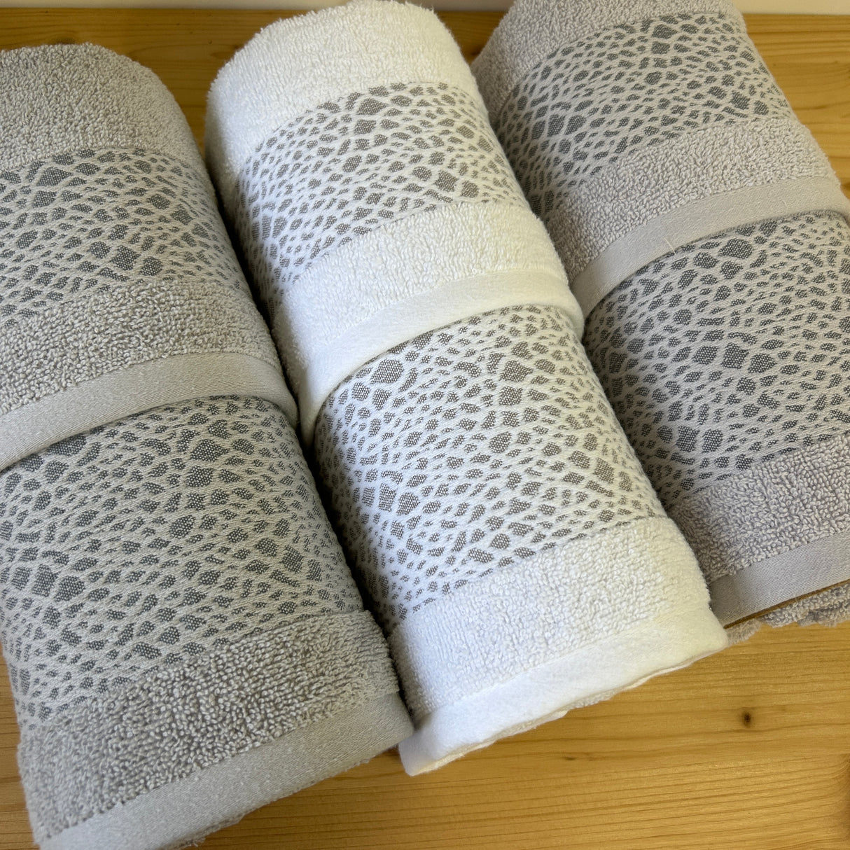 Set Asciugamani 3+3 KAROL By Neìth