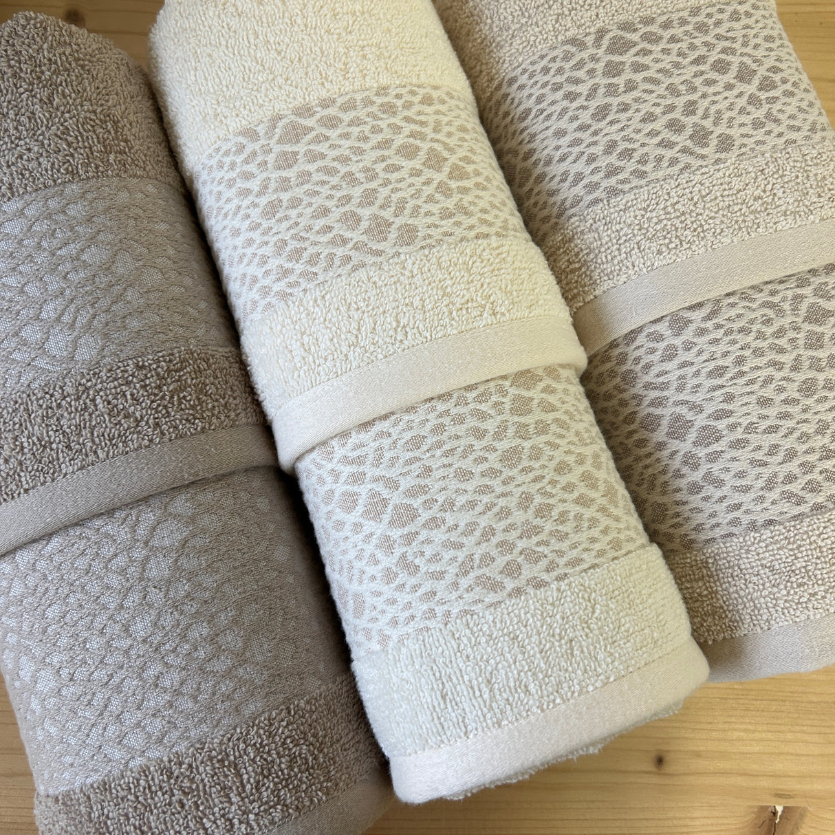 Set Asciugamani 3+3 KAROL By Neìth