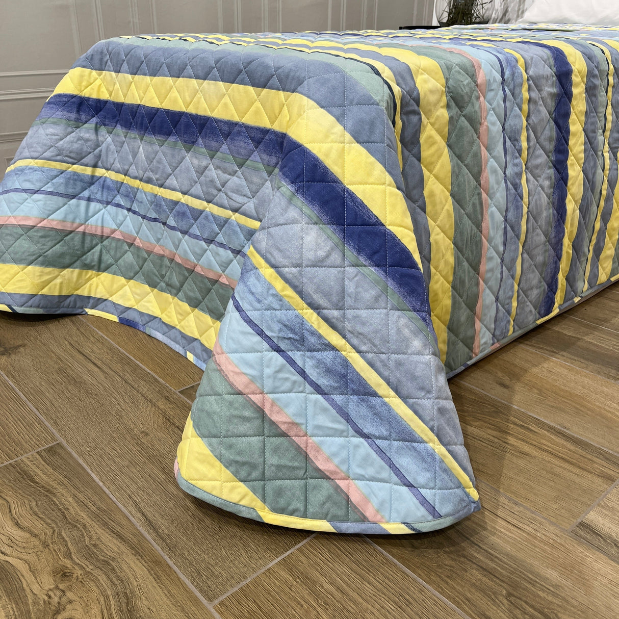 Trapuntino ADELE AZZURRO singolo By Riviera