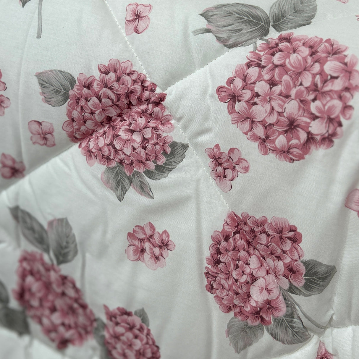 Trapunta ORTENSIA rosa by Opera Prima Firenze