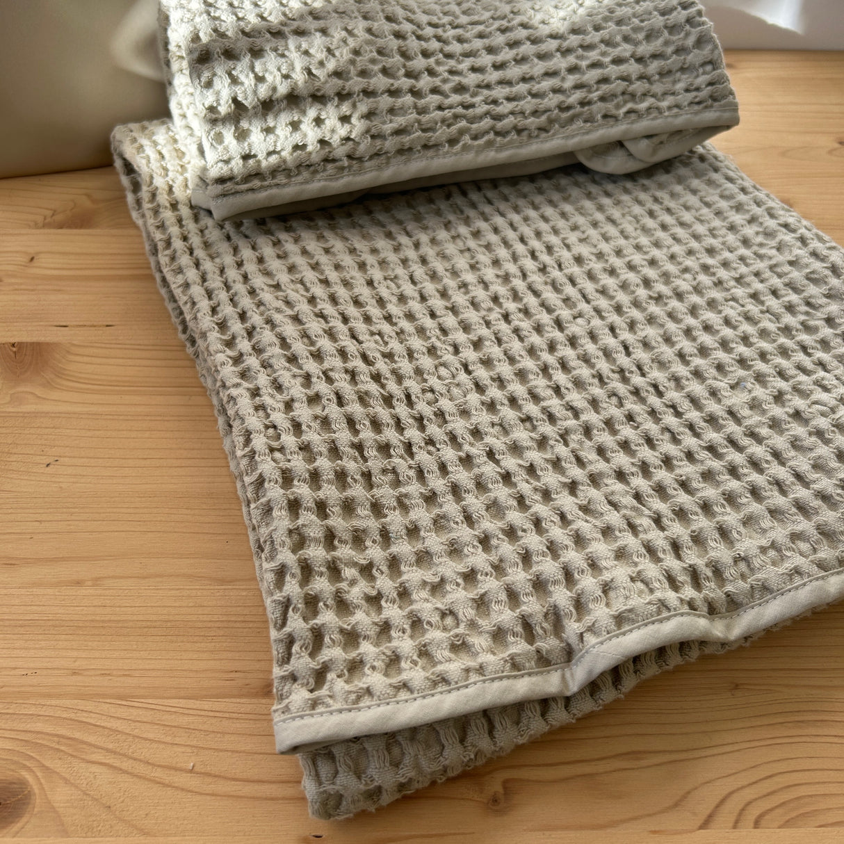 Set Asciugamani 1+1 NIDO By Serendipity